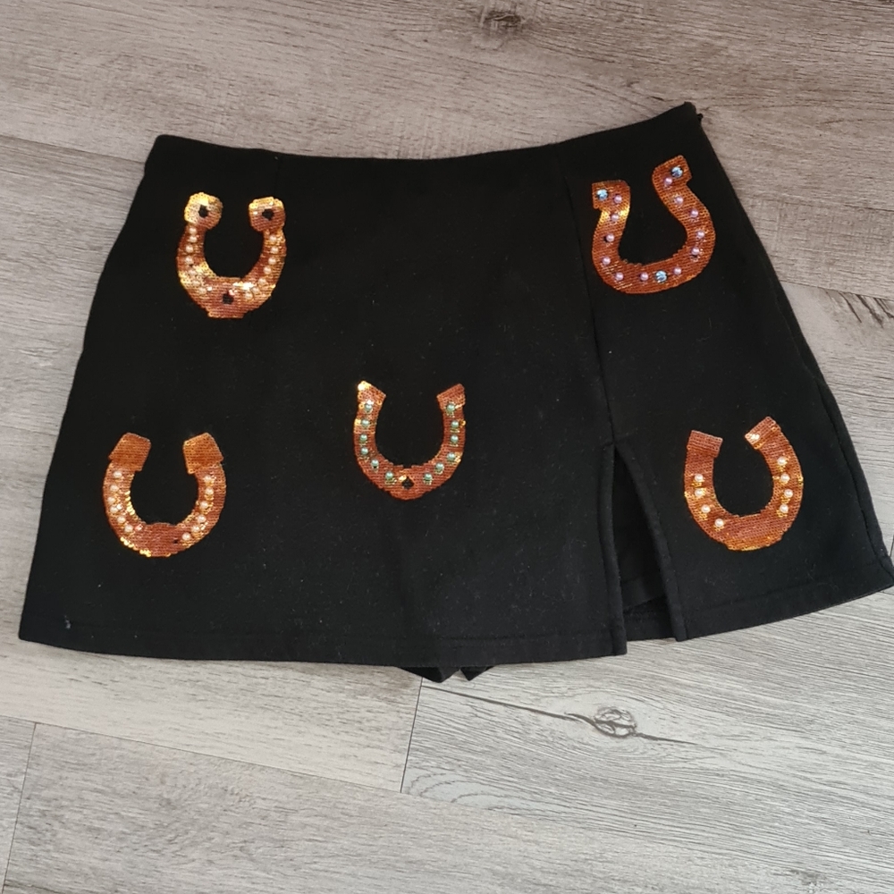 QUEEN OF SPARKLES Horseshoe Skort